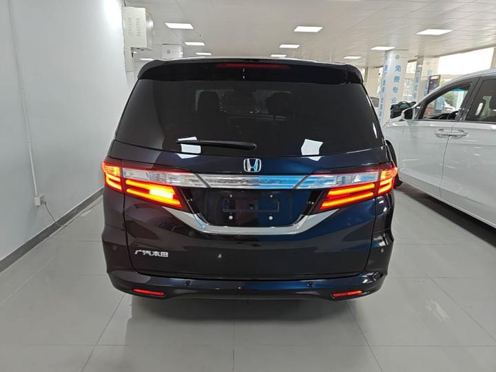 Odyssey 2015 2.4L Supreme photo 5