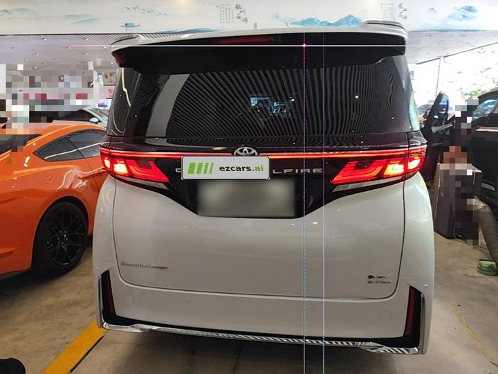 2024 Crown Hybrid 2.5L Supreme photo 5
