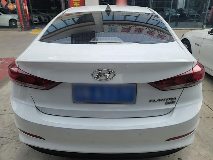 Elantra 2016 1.6L AT Smart Elite photo 5