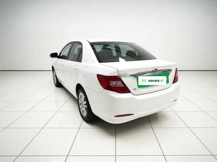 F3 2015 1.5L MT Luxury photo 4