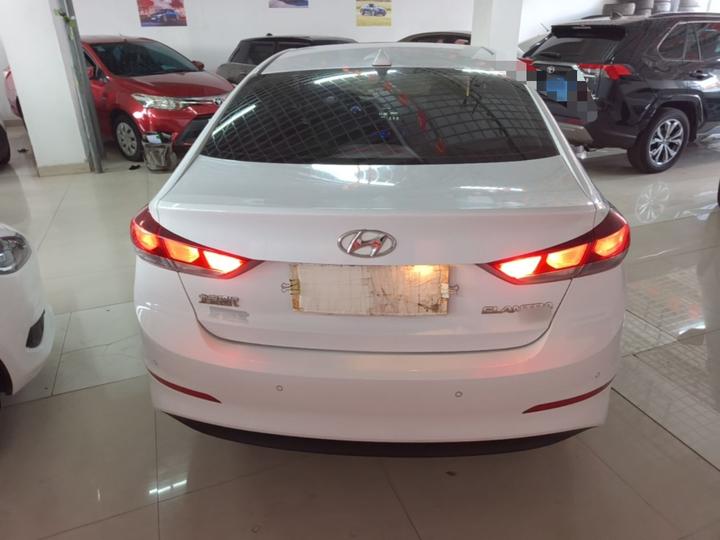 Elantra 2016 1.6L AT Smart Elite photo 3
