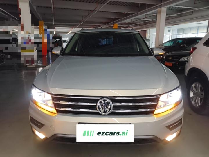 Tiguan L 2018 Facelift 330TSI AT RWD Luxury photo 2