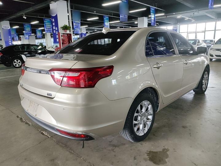 Vision 2018 1.5L MT photo 4