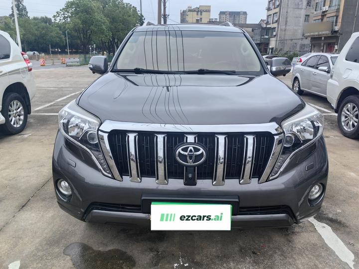 Prado Parallel Import photo 2