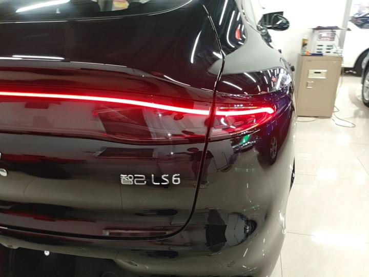 IM Motors LS6 2026 EREV 66 Max+ photo 7