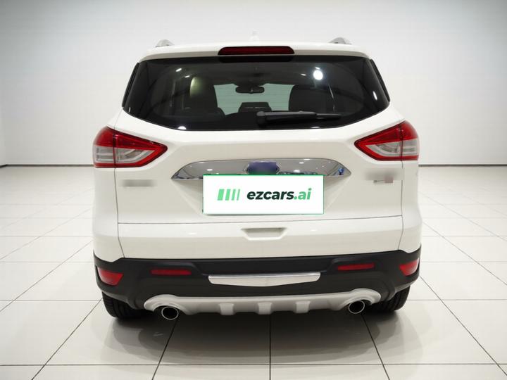 Kuga 2013 1.6L GTDi AWD Elite photo 5