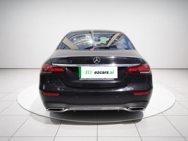 E-Class 2023 E 300 L Sport Fashion photo 3