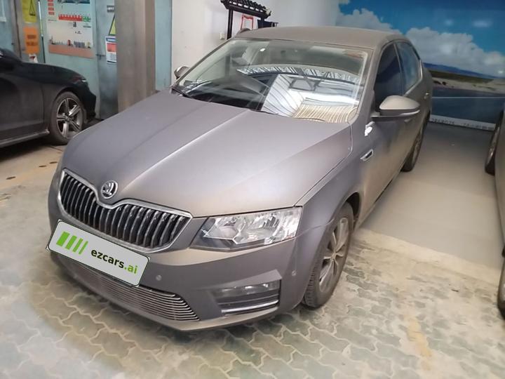 Octavia 2017 1.6L AT