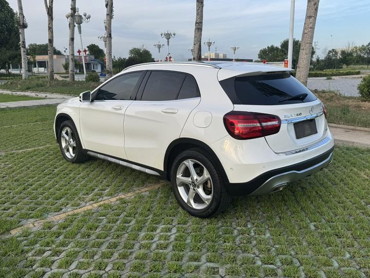 GLA 2018 GLA 200 Dynamic photo 4