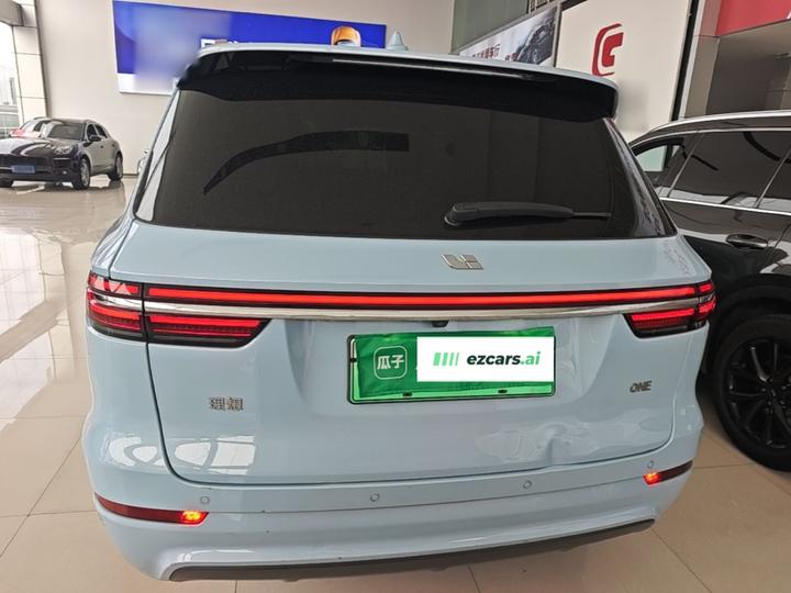 Li Auto ONE 2020 EREV 6-Seater photo 3