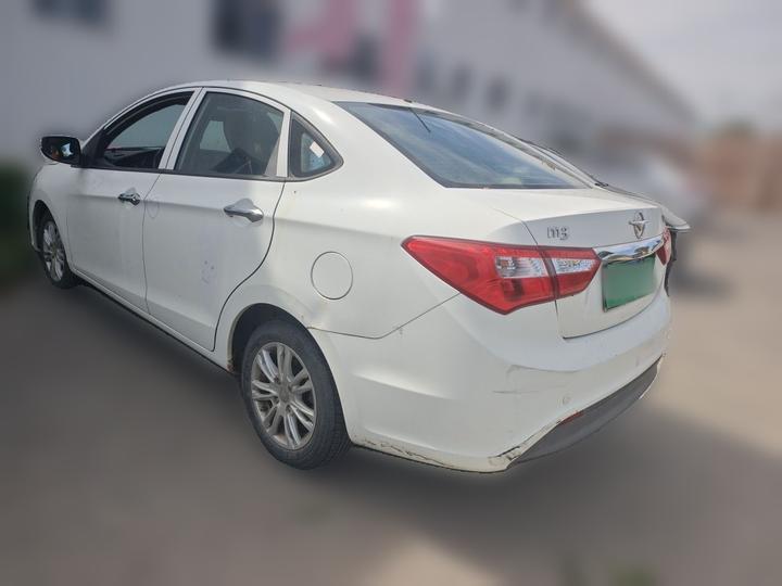 Haima M3 2016 1.5L MT Comfort photo 4