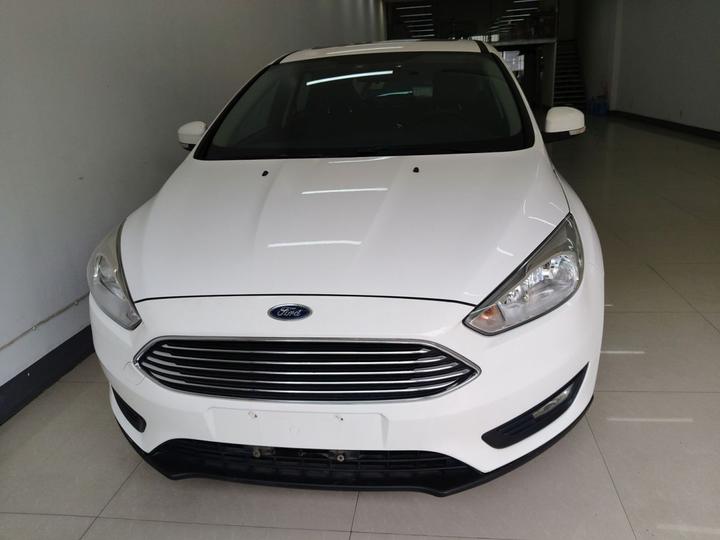 Focus 2020 Hatchback Classic 1.5L AT photo 2