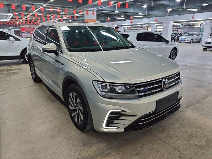 Tiguan L EV 2021 430PHEV PHEV Premium photo 3