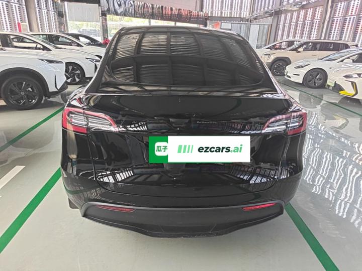 Model Y 2022 RWD photo 3