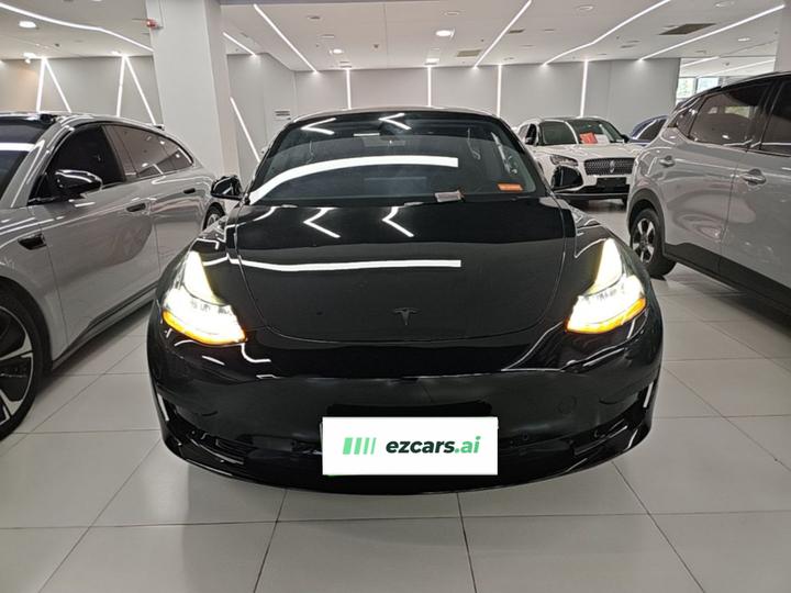 Model 3 2022 RWD photo 2