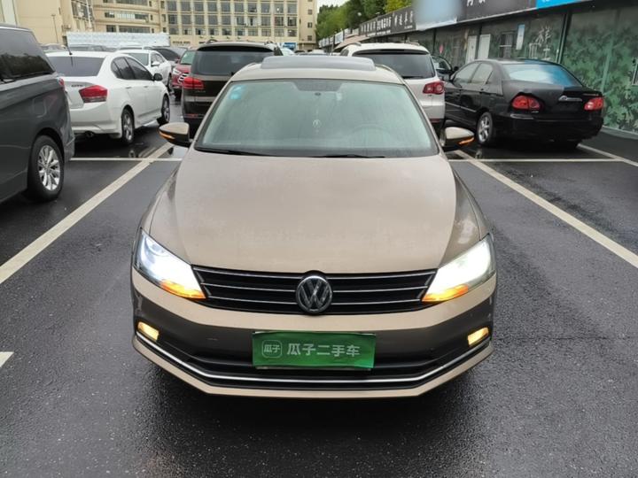 Sagitar 2017 230TSI AT Comfort photo 2