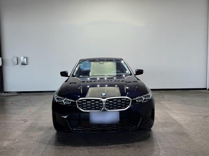 3 Series 2024 325Li M Sport Package photo 2