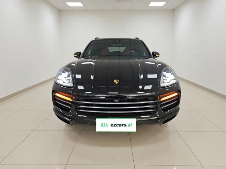 2019 Cayenne 3.0T photo 2