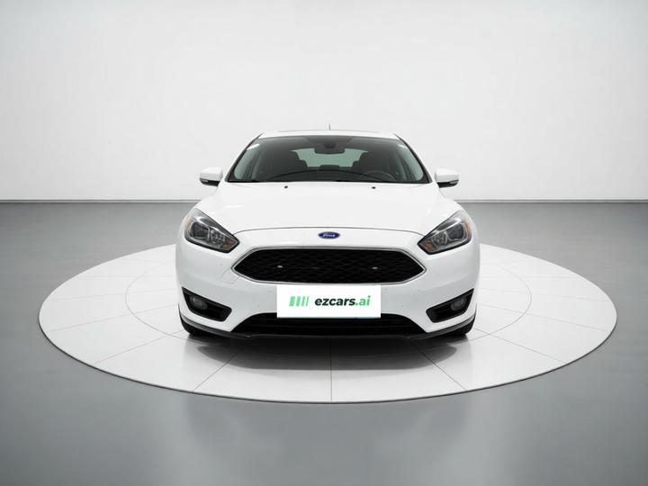 Focus 2015 Hatchback 1.6L AT photo 2