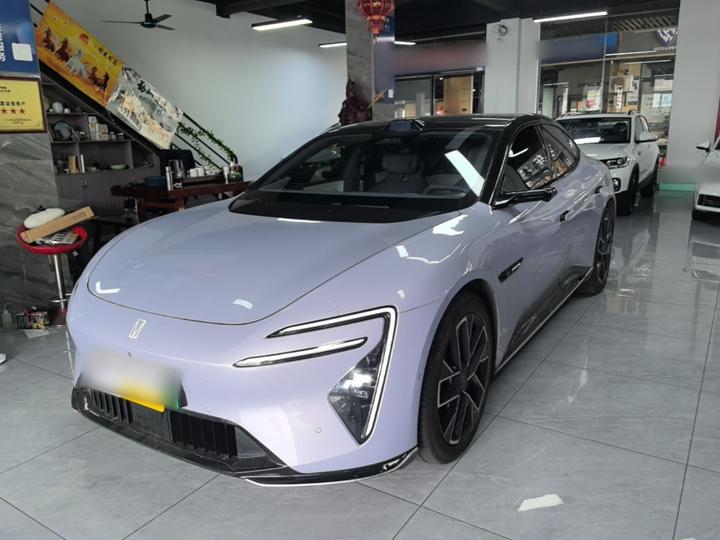 06 2025 Ultra EV