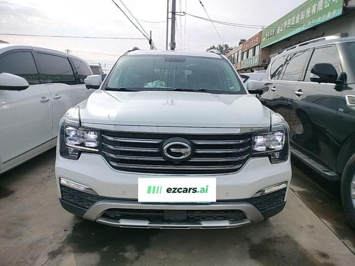 GAC Trumpchi GS8 2017 320T RWD Luxury Connected 7-Seater photo 2