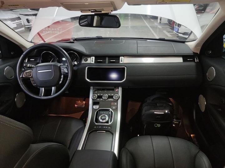 Range Rover Evoque 2016 2.0T SE photo 5