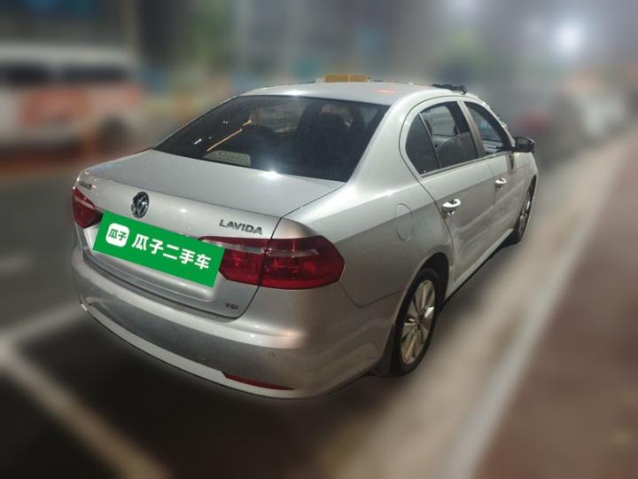 Lavida 2013 1.4TSI DSG Comfort photo 6