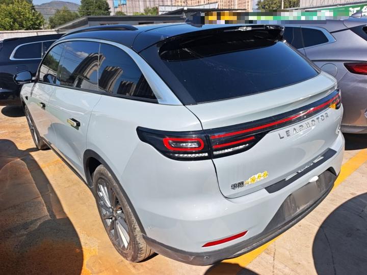 Leapmotor C11 2024 EV 580 Exclusive photo 4
