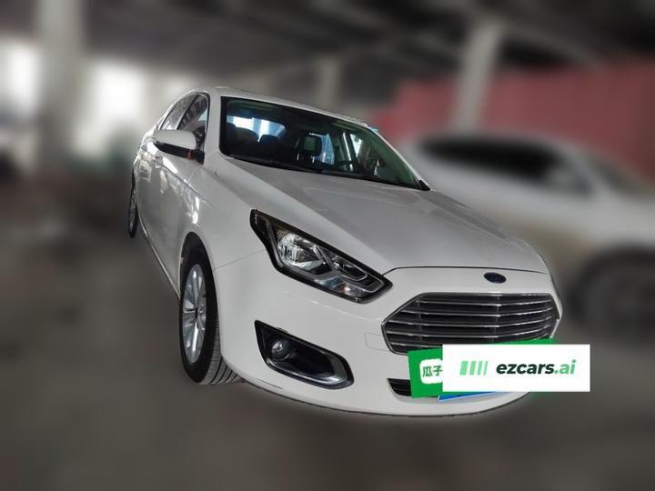 Escort 2015 1.5L AT Fashion photo 3