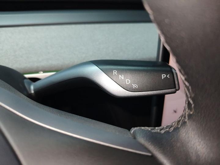 Model Y 2023 Long Range AWD photo 5