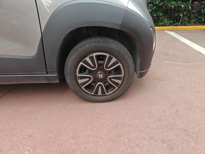 E100 2019 250KM Smart photo 8