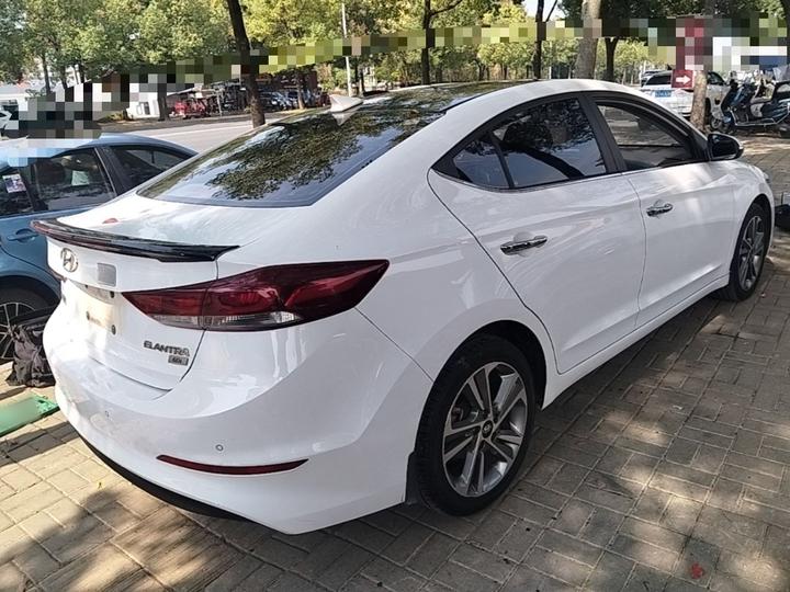Elantra 2016 1.6L AT Smart Luxury photo 6