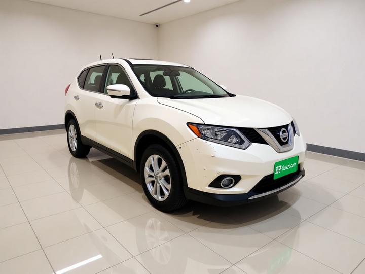 X-Trail 2014 2.0L CVT Comfort 2WD photo 3
