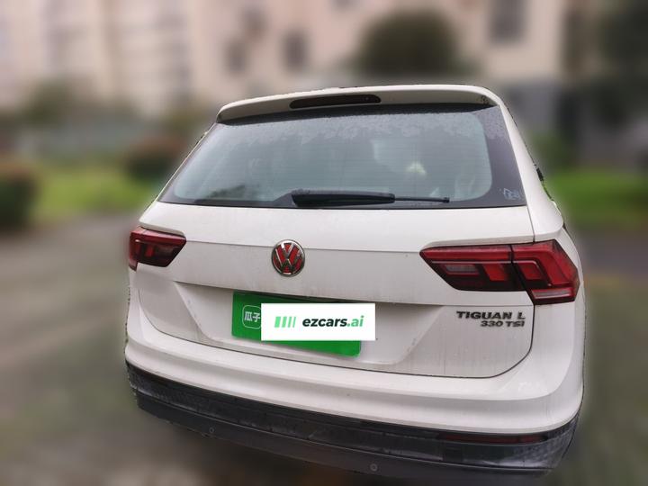 Tiguan L 2018 330TSI AT RWD photo 5