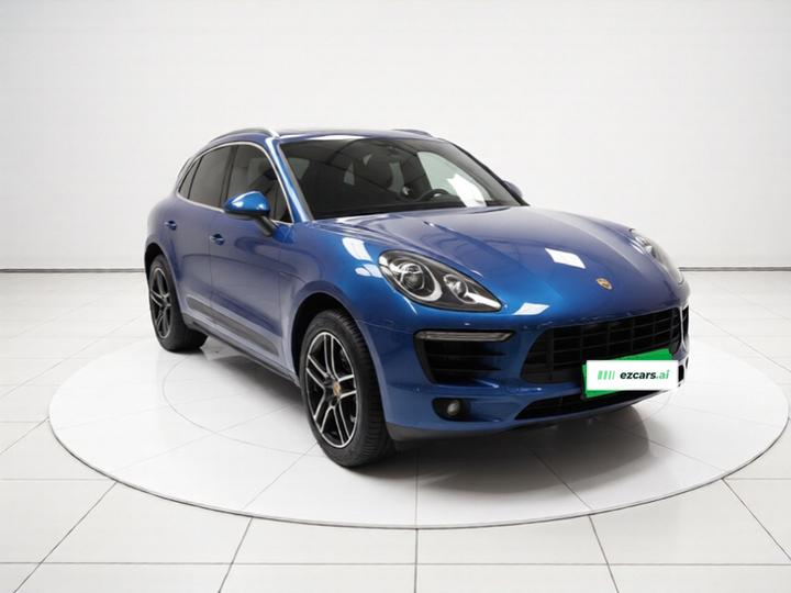 2017 Macan 2.0T photo 3