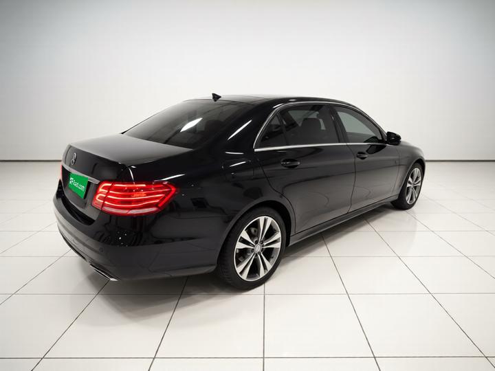 E-Class 2015 Facelift E 260 L Sport photo 6