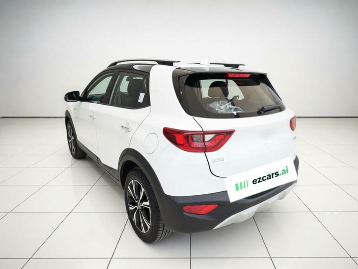 Stonic 2021 1.4L CVT photo 4