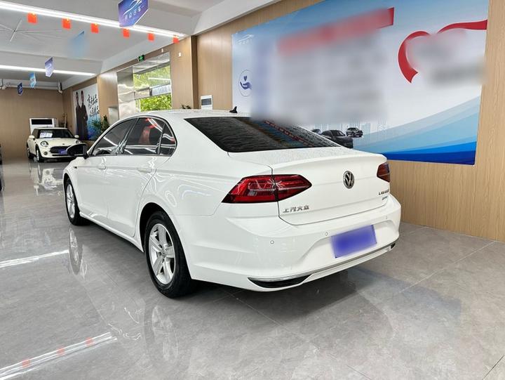 Lamando 2019 230TSI DSG China V photo 4