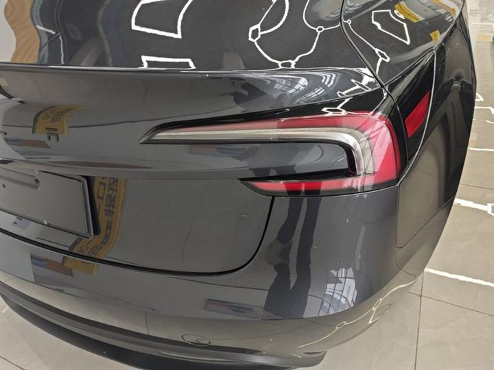 Model 3 2025 Long Range RWD photo 7