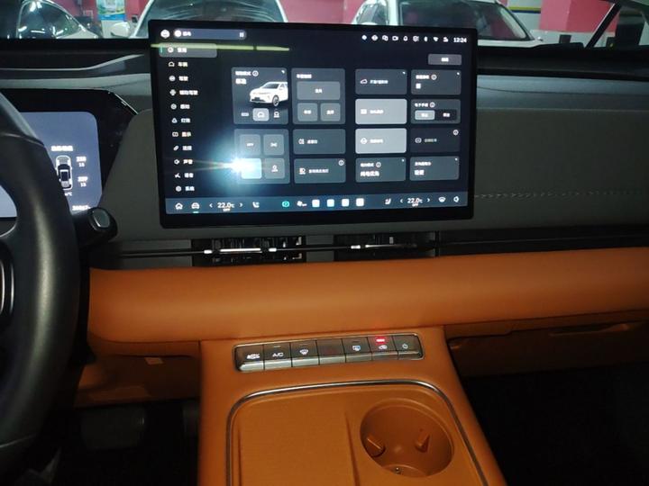 MAX 2025 Hi4 165 Ultra ADAS photo 8