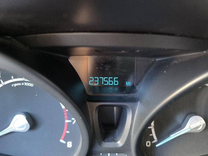 2013 1.5L AT photo 2