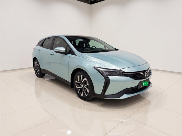 6 2022 PHEV Smart photo 3