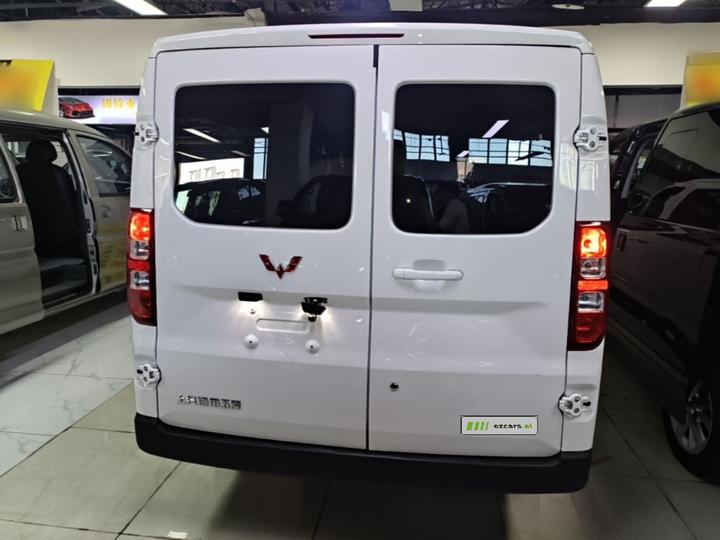 Wuling 2025 310KM Bus photo 3