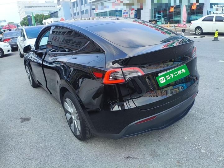 Model Y 2022 RWD photo 4