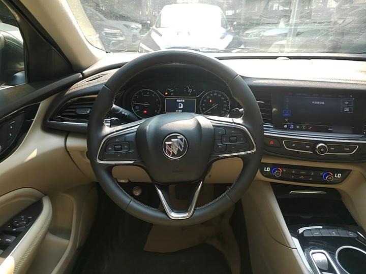 Regal 2020 552T Elite photo 6