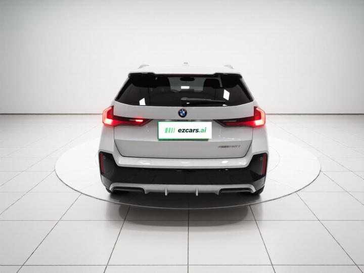 X1 2024 sDrive25Li M Sport Package photo 5