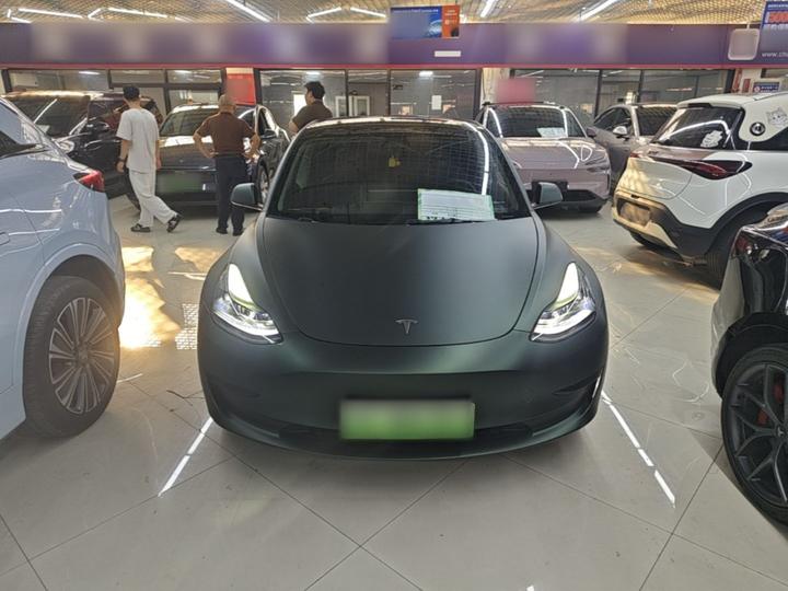 Model 3 2022 RWD photo 2