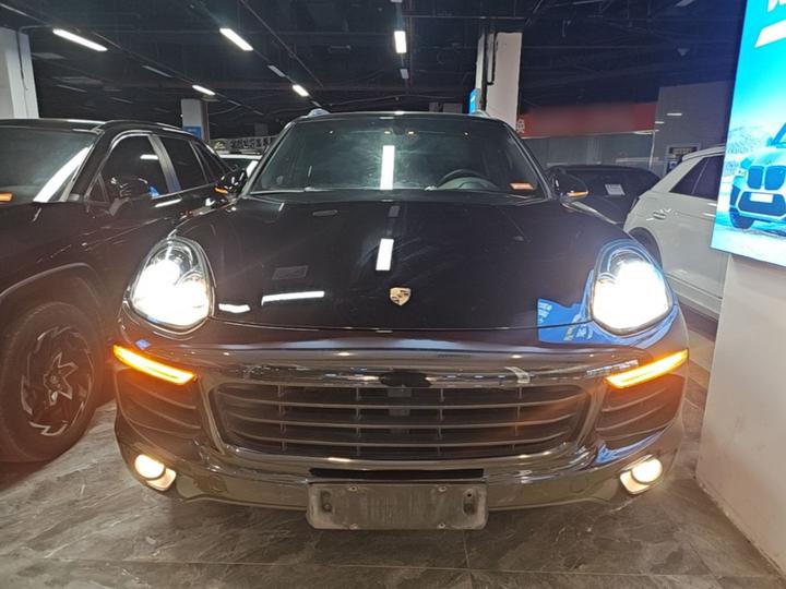 2016 Cayenne 3.0T photo 2