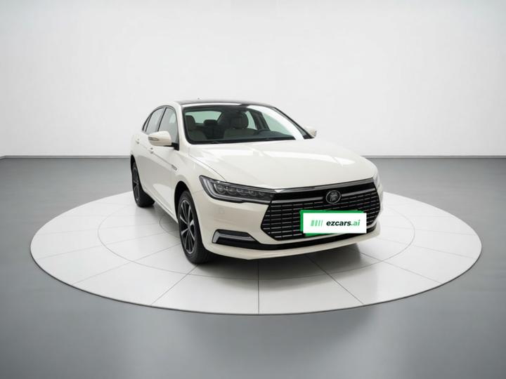Qin EV 2021 photo 3