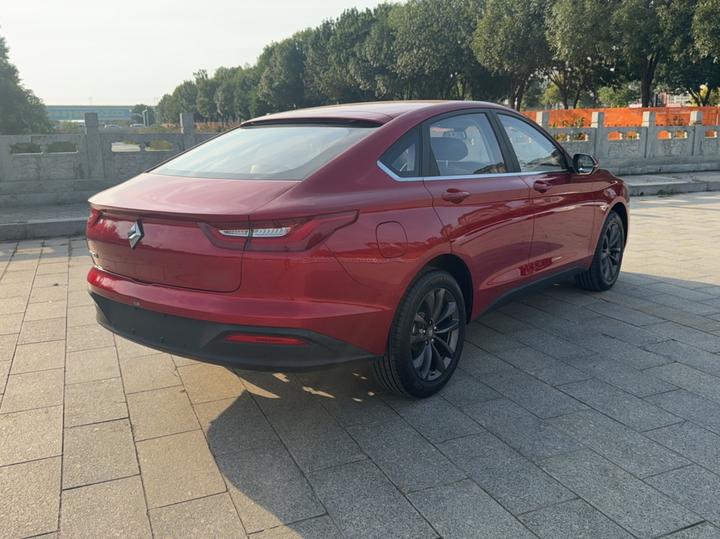RC-6 2019 1.5T CVT 24 Luxury photo 4